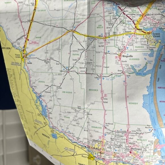 Texas Official Travel Map Highways Sites Parks Cities Paper Foldable 2006 - Picture 7 of 9